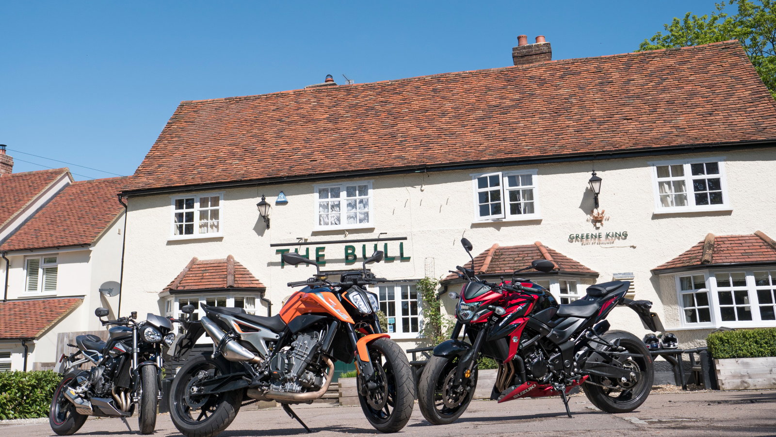 KTM 790 Duke vs Triumph Street Triple 765 vs Suzuki GSX-S750